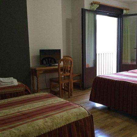 Hotel Cinco Castanos كانديلاريو المظهر الخارجي الصورة
