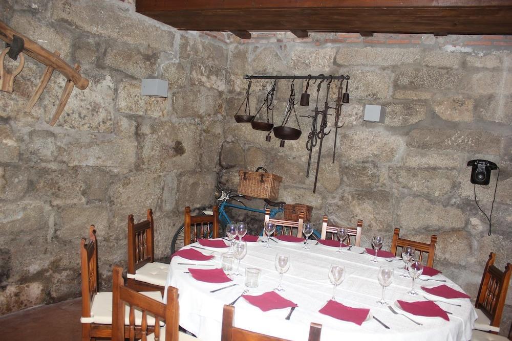 Hotel Cinco Castanos كانديلاريو المظهر الخارجي الصورة